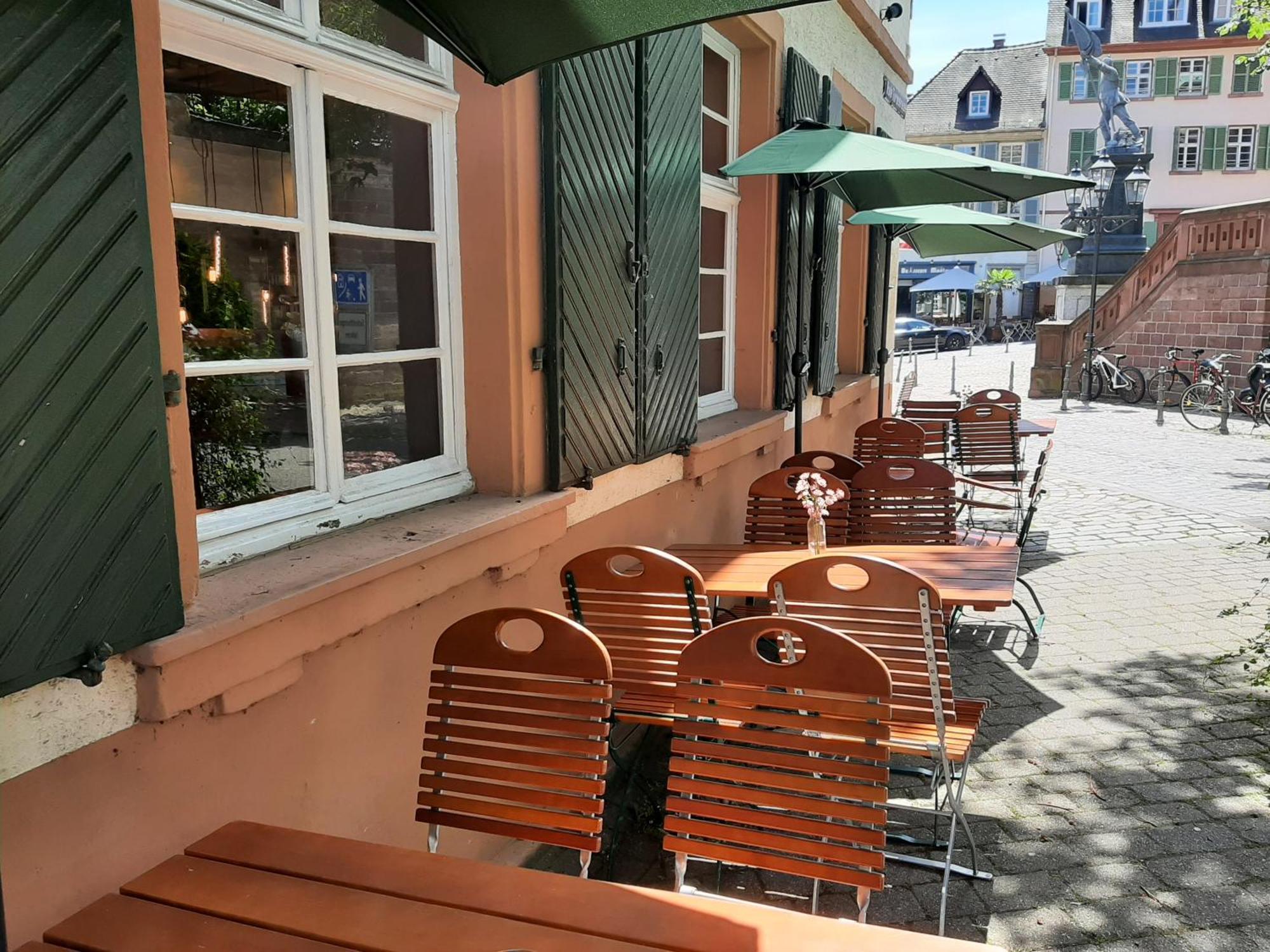 Historischer Adelshof Am Marktplatz, Atelier 70 M² Weinheim Eksteriør billede