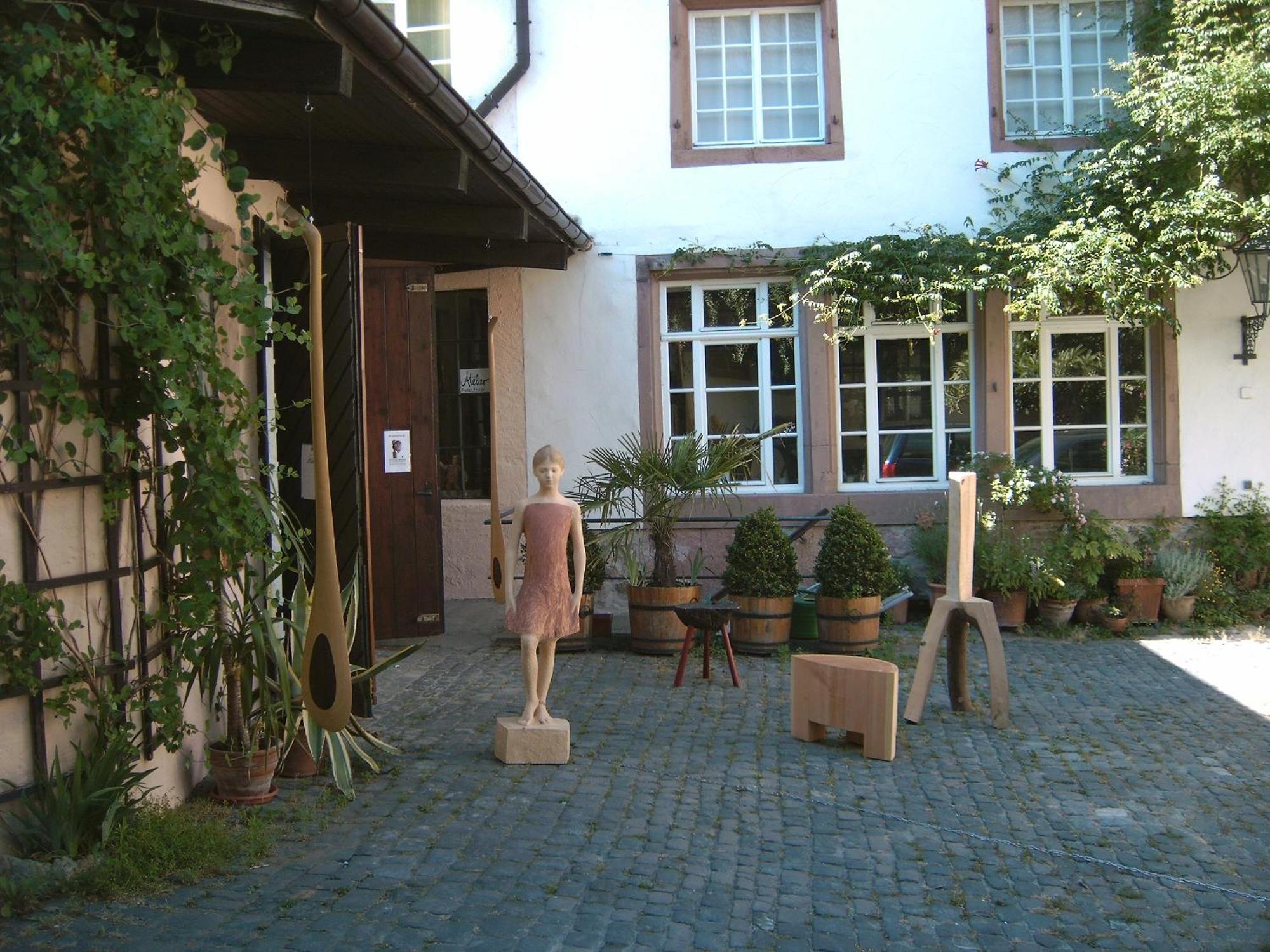 Historischer Adelshof Am Marktplatz, Atelier 70 M² Weinheim Eksteriør billede